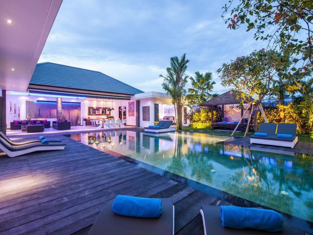 Villa Papiya *